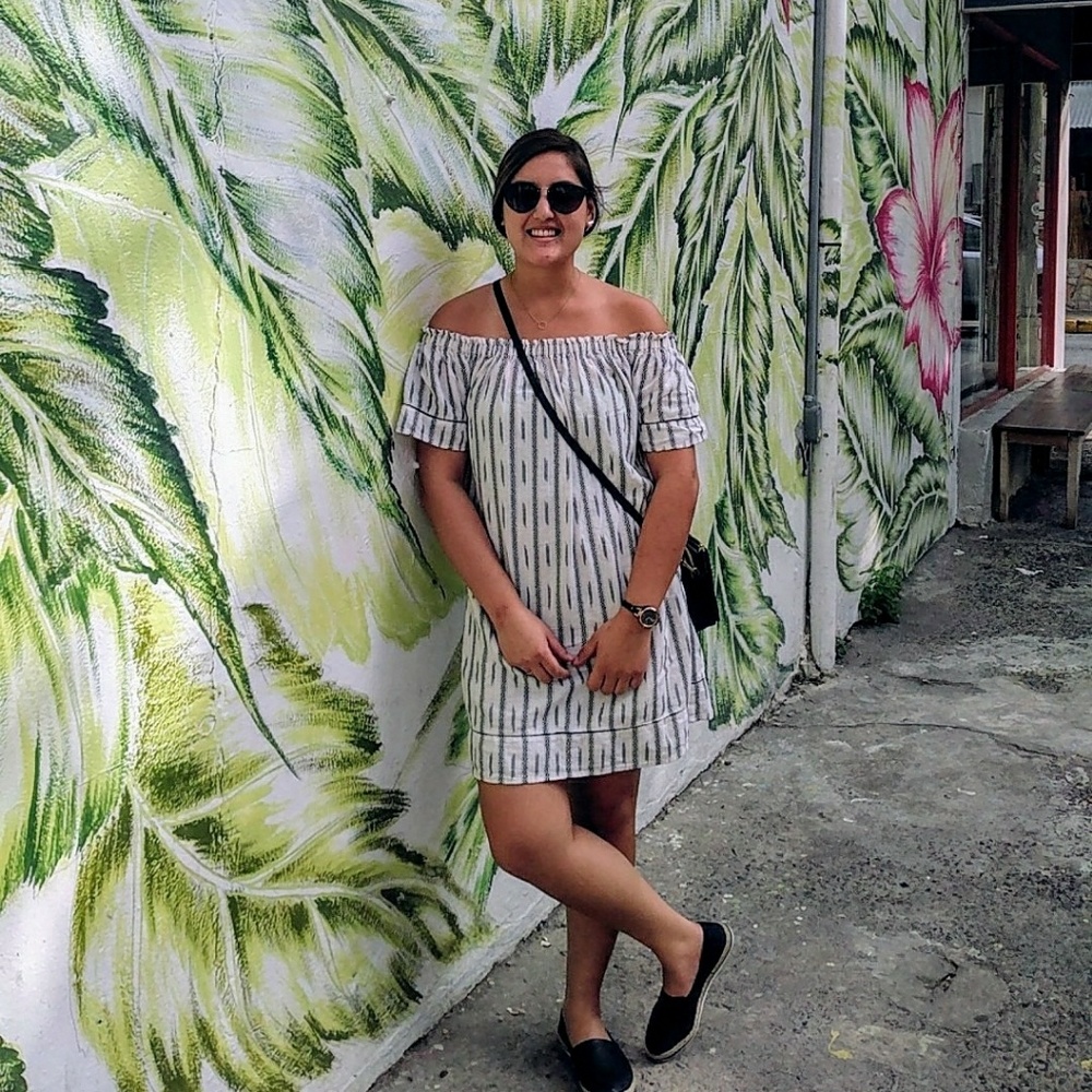 Meet your Posher, Corinne